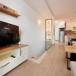 Апартаменты Exclusive Okrug Gornji With Shared Pool - Two Bedroom With Shared Pool Трогир
